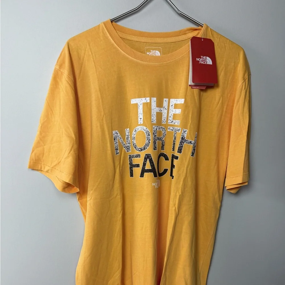 The North Face Standard Fit T-Shirt Bundle of 2 New NWT Graphic Tees 100% Cotton - Picture 4 of 7